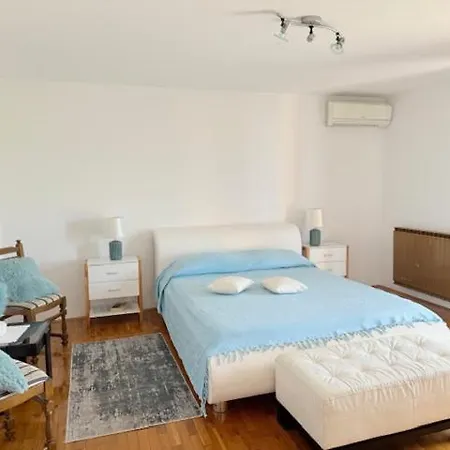 Apartment Tina