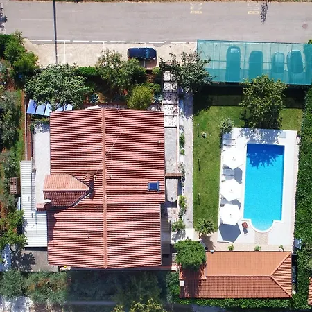 Tina Novigrad Istria