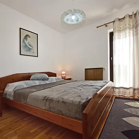 Tina Lägenhet Novigrad Istria